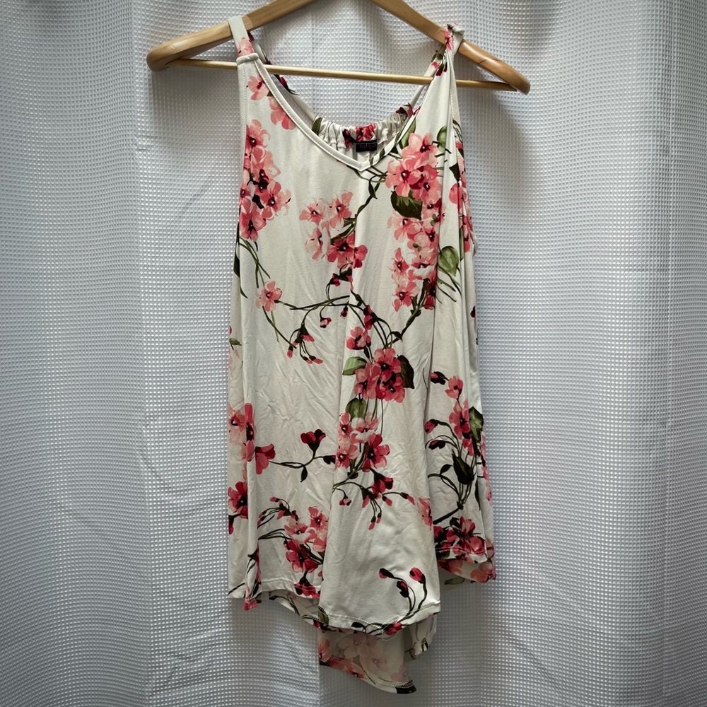 Racerback 🌸 floral 🌸 tank